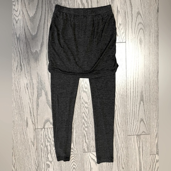 H&M: Leggings  with Skirt - Picture 1 of 3